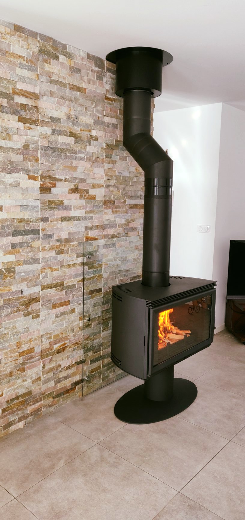 INVICTA Massy Döküm Odun Sobası - Görsel 4